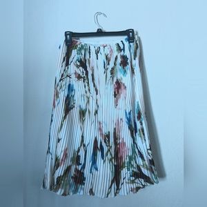[Like New] floral skirt